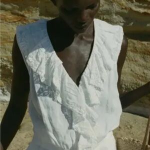 Doen White Ruffled Shirt